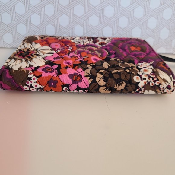 Vera Bradley "Rosewood" Zip Around Wallet w/Wristlet - Picture 5 of 6